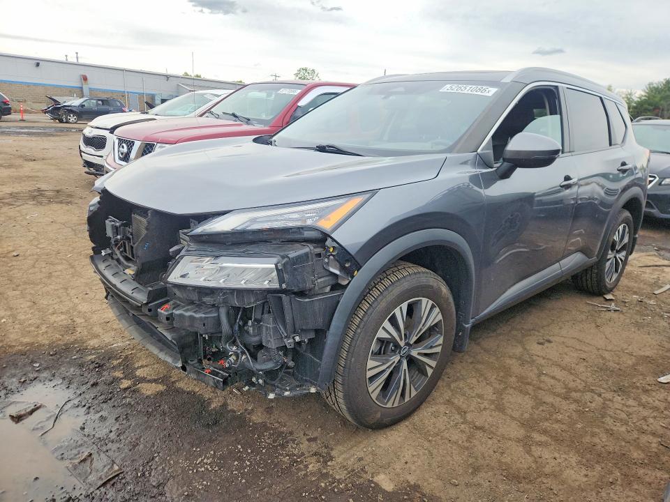 52651086 :رقم المزاد ، 5N1BT3BB9NC720091 vin ، 2022 Nissan Rogue مزاد بيع