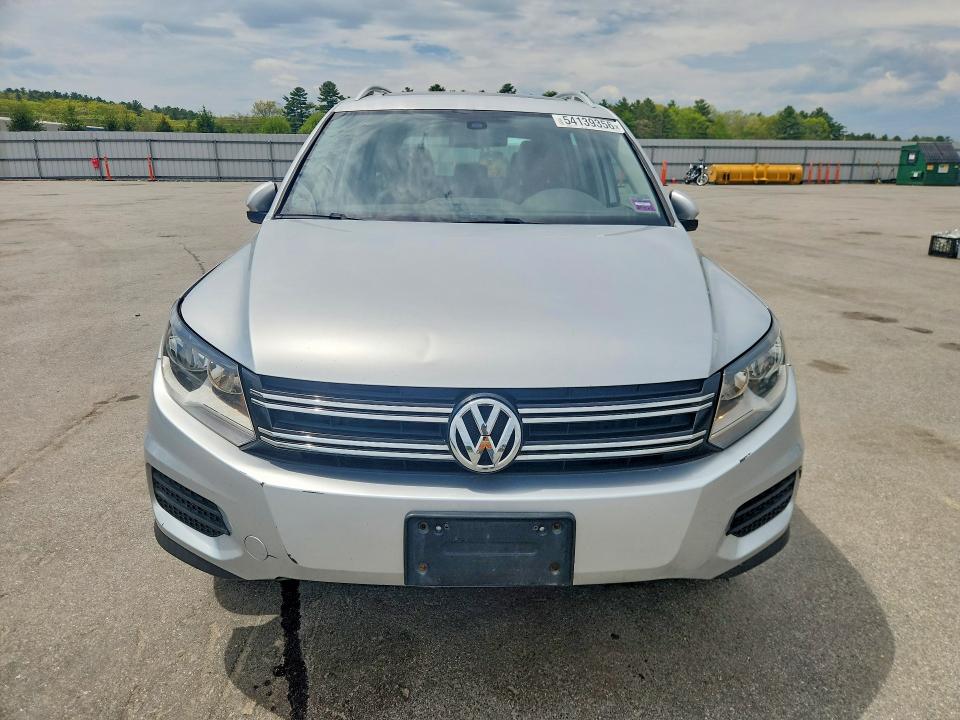 54139356 :رقم المزاد ، WVGSV7AX3HK018115 vin ، 2017 Volkswagen Tiguan مزاد بيع