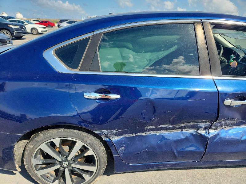 2018 Nissan Altima მანქანა იყიდება აუქციონზე, vin: 1N4AL3AP9JC110396, აუქციონის ნომერი: 54241926