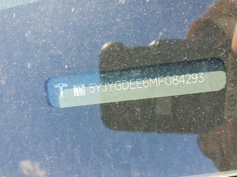 52266076 :رقم المزاد ، 5YJYGDEE6MF084293 vin ، 2021 Tesla Model Y مزاد بيع