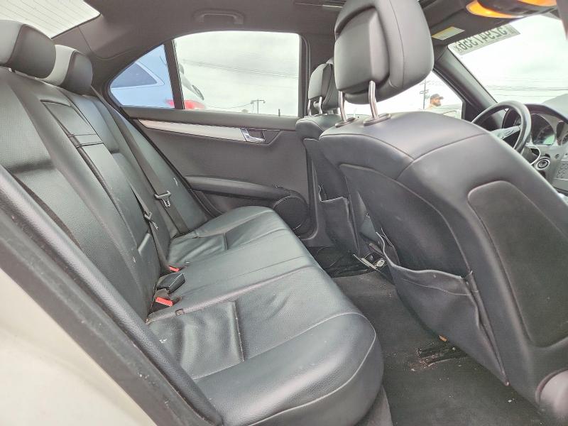 Продажа на аукционе авто 2010 Mercedes-benz C, vin: WDDGF5EB1AF437417, номер лота: 52947356