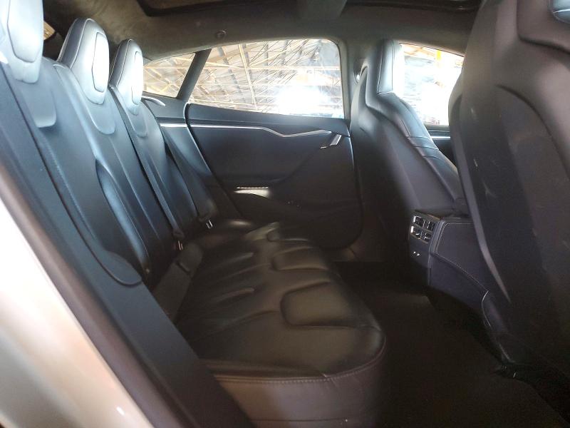 54509516 :رقم المزاد ، 5YJSA1E27GF166968 vin ، 2016 Tesla Model S مزاد بيع