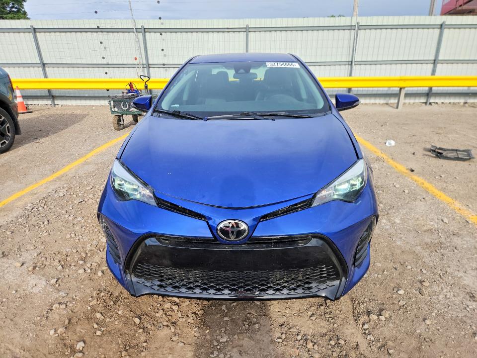 2017 Toyota Corolla მანქანა იყიდება აუქციონზე, vin: 5YFBURHE1HP710110, აუქციონის ნომერი: 52754666