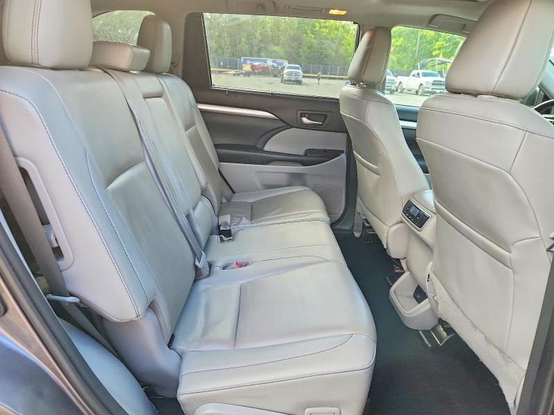 2019 Toyota Highlander მანქანა იყიდება აუქციონზე, vin: 5TDKZRFH5KS324044, აუქციონის ნომერი: 53458026