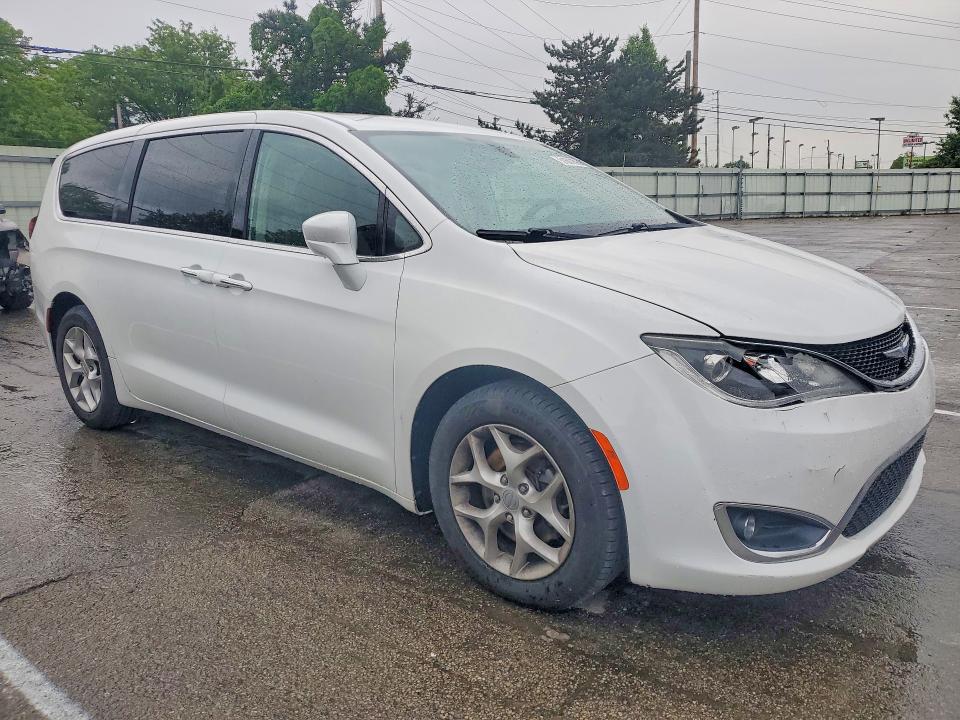 Продажа на аукционе авто 2018 Chrysler Pacifica, vin: 2C4RC1FG0JR234364, номер лота: 51687896