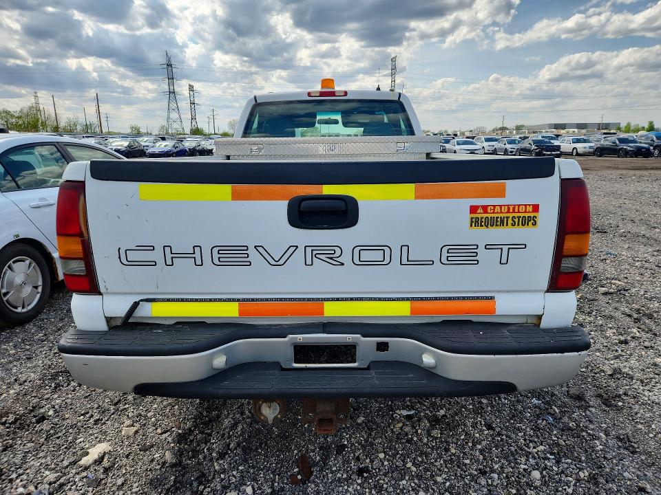 Продаж на аукціоні авто 2001 Chevrolet Silverado, vin: 1GCEC14V81Z318762, номер лоту: 47788276