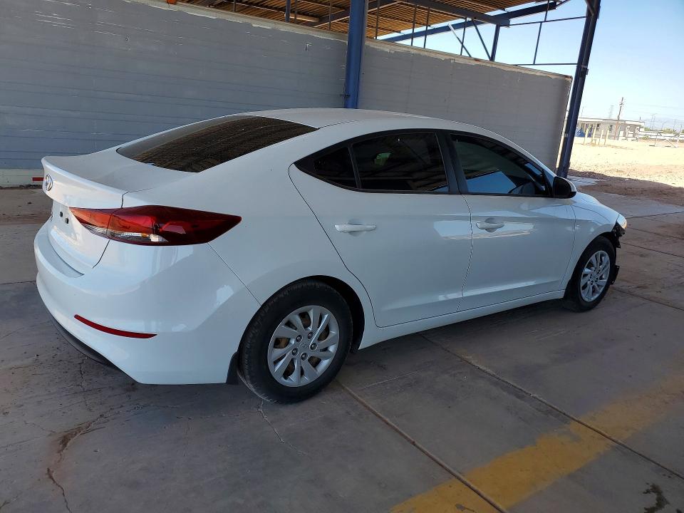 55034736 :رقم المزاد ، 5NPD74LF6JH327432 vin ، 2018 Hyundai Elantra مزاد بيع