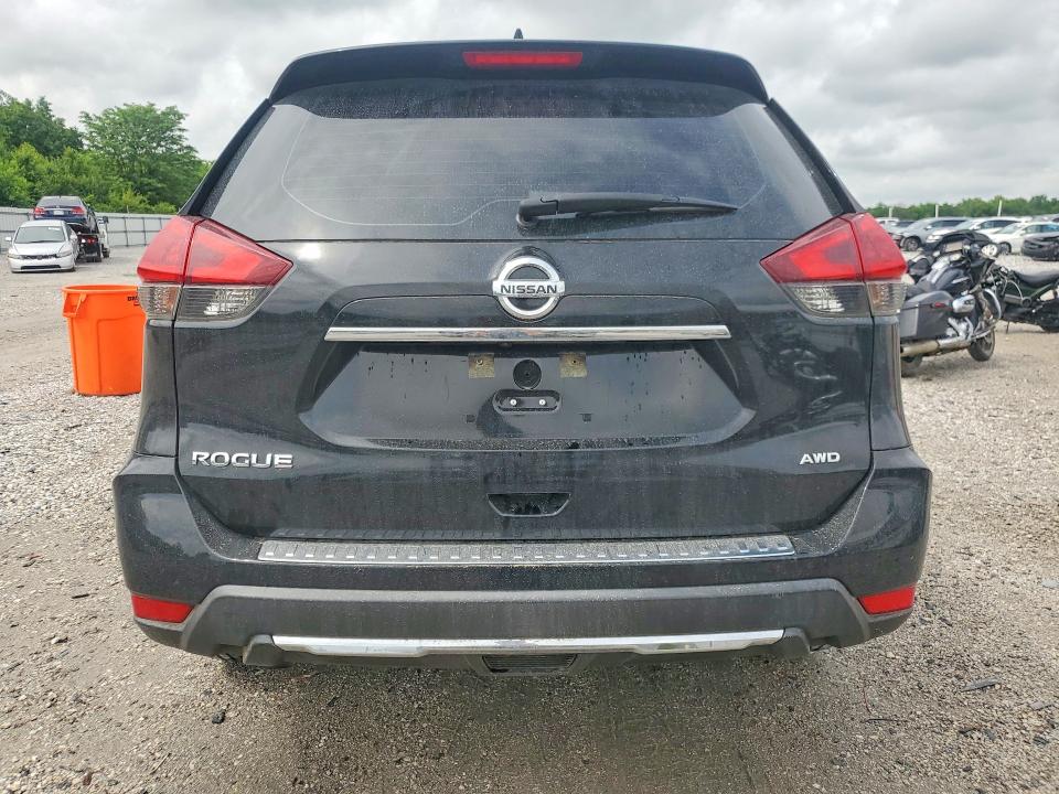 54305676 :رقم المزاد ، KNMAT2MV6JP506633 vin ، 2018 Nissan Rogue مزاد بيع