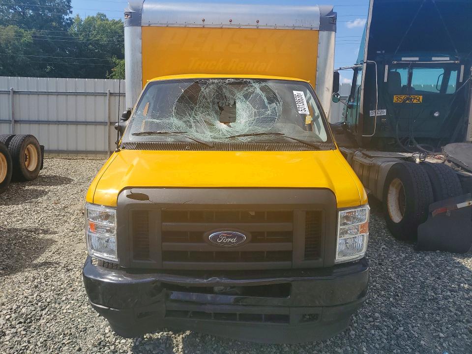 58499216 :رقم المزاد ، 1FDWE3FN2RDD09471 vin ، 2024 Ford Econoline مزاد بيع