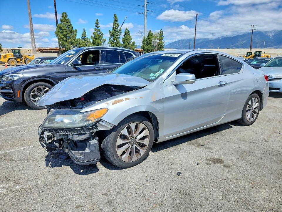 55211056 :رقم المزاد ، 1HGCT1B84EA012409 vin ، 2014 Honda Accord مزاد بيع