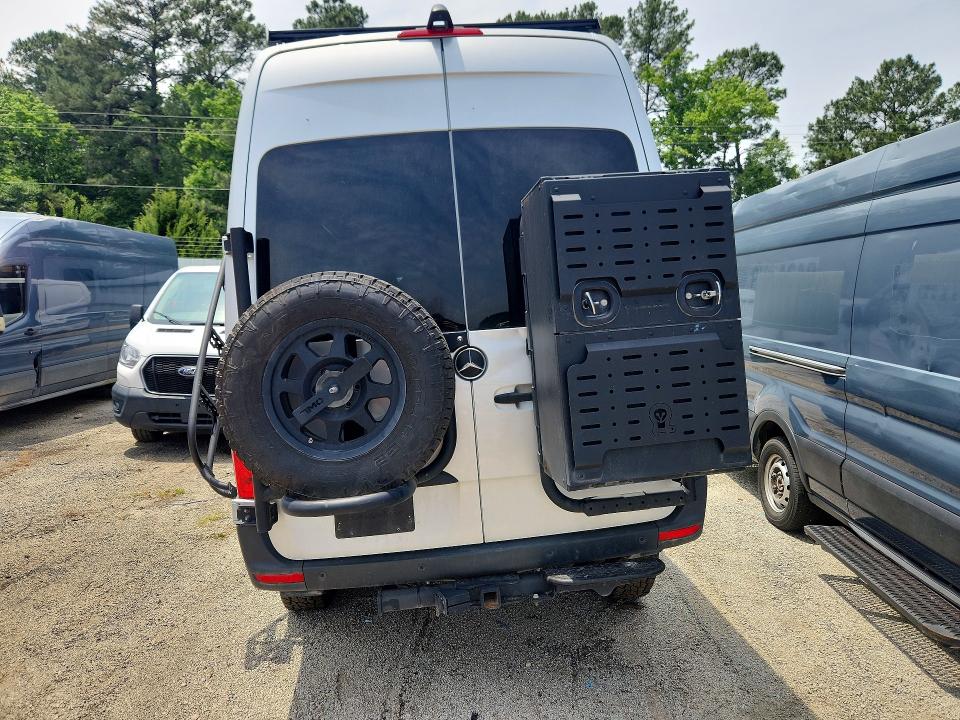 52832676 :رقم المزاد ، W1W4NBVYXPP601791 vin ، 2023 Mercedes-benz Sprinter مزاد بيع