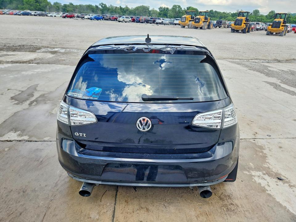 Продажа на аукционе авто 2015 Volkswagen Gti, vin: 3VW4T7AUXFM049678, номер лота: 55063866