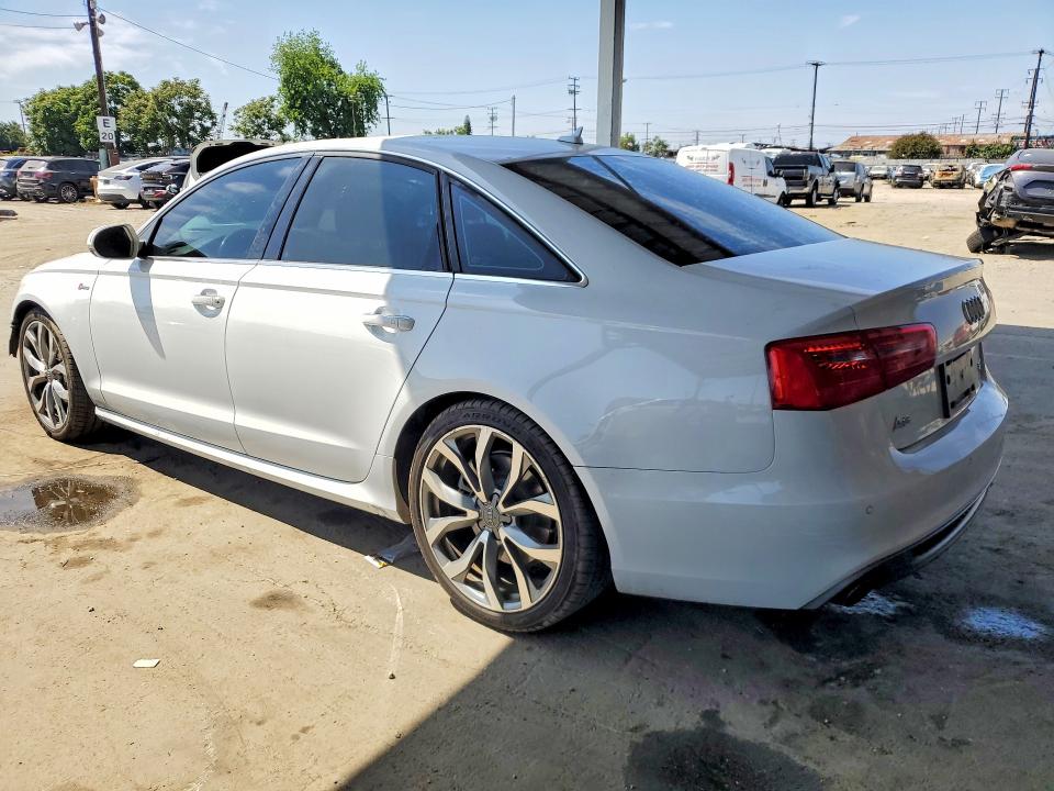 2014 Audi A6 მანქანა იყიდება აუქციონზე, vin: WAUHGAFC1EN036602, აუქციონის ნომერი: 53243606