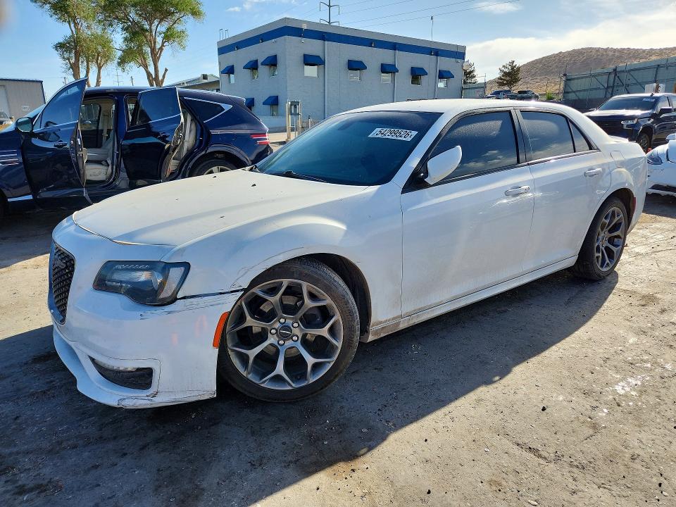 Продажа на аукционе авто 2018 Chrysler 300, vin: 2C3CCABGXJH127327, номер лота: 54299526
