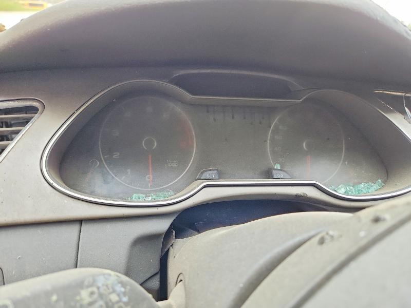 51915076 :رقم المزاد ، WAUBFAFL2FN009743 vin ، 2015 Audi A4 مزاد بيع