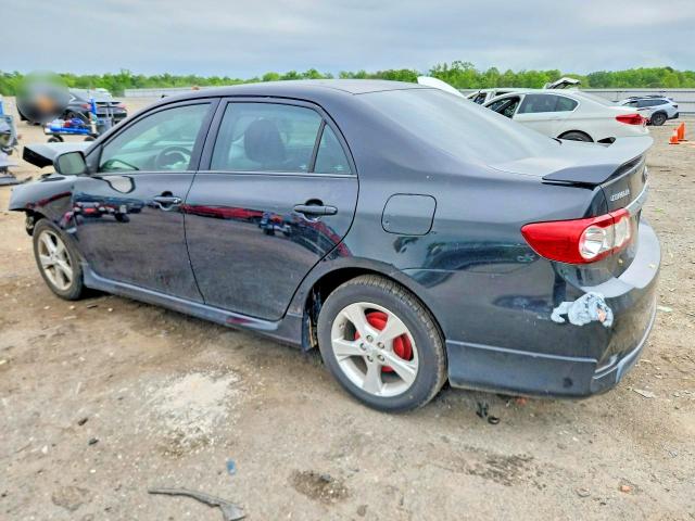 52744046 :رقم المزاد ، 2T1BU4EE1DC057067 vin ، 2013 Toyota Corolla مزاد بيع