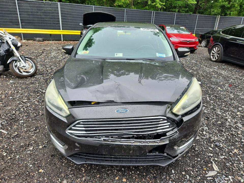 Продаж на аукціоні авто 2015 Ford Focus, vin: 1FADP3N21FL247274, номер лоту: 52591136