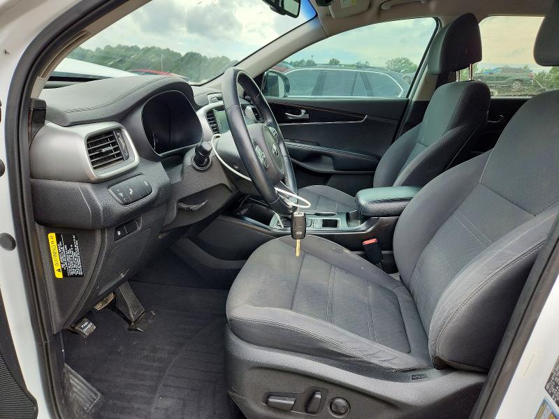 2017 Kia Sorento მანქანა იყიდება აუქციონზე, vin: 5XYPG4A5XHG277398, აუქციონის ნომერი: 54276546