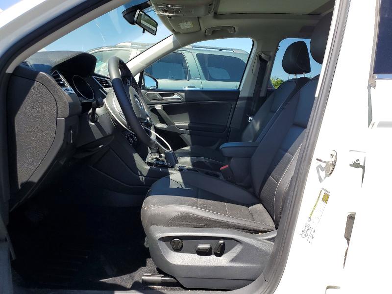 53887696 :رقم المزاد ، 3VV2B7AXXMM080578 vin ، 2021 Volkswagen Tiguan مزاد بيع