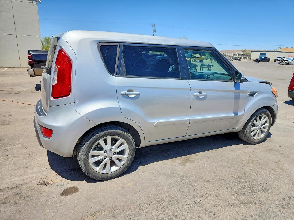 53997856 :رقم المزاد ، KNDJT2A68D7577141 vin ، 2013 Kia Soul مزاد بيع