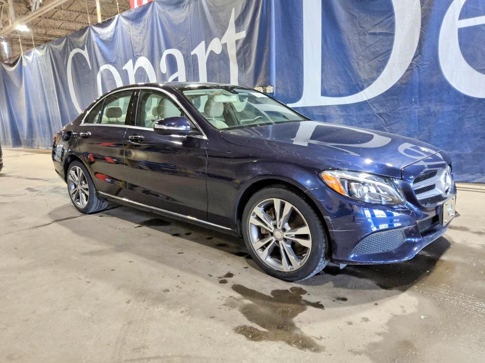 54984326 :رقم المزاد ، 55SWF4KB2FU079162 vin ، 2015 Mercedes-benz C مزاد بيع