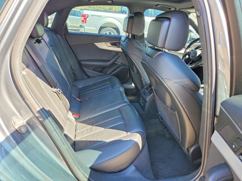 2019 Audi A4 მანქანა იყიდება აუქციონზე, vin: WAUDNAF4XKA044343, აუქციონის ნომერი: 52870586
