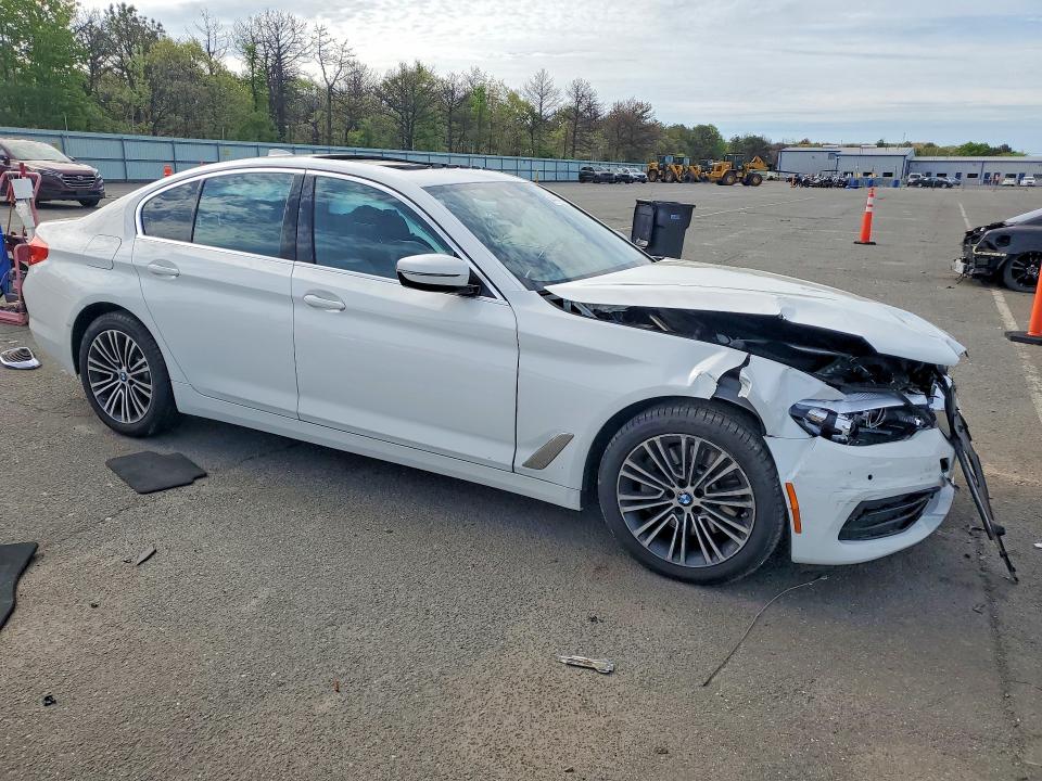 54440436 :رقم المزاد ، WBAJA7C54KWW25693 vin ، 2019 Bmw 530 مزاد بيع