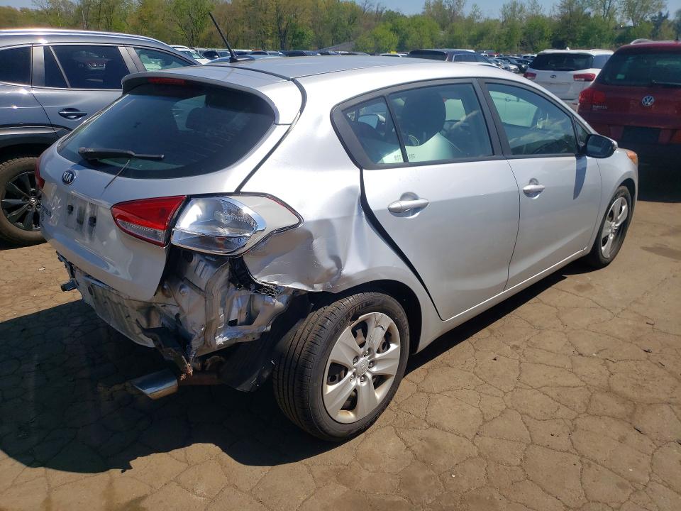 2016 Kia Forte მანქანა იყიდება აუქციონზე, vin: KNAFK5A88G5635967, აუქციონის ნომერი: 52088816