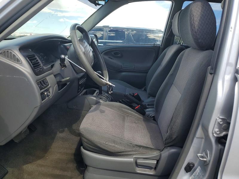 51693206 :رقم المزاد ، 2CNBJ13C0Y6939603 vin ، 2000 Chevrolet Tracker مزاد بيع