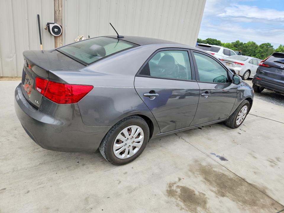 2013 Kia Forte მანქანა იყიდება აუქციონზე, vin: KNAFU4A26D5725257, აუქციონის ნომერი: 53411616