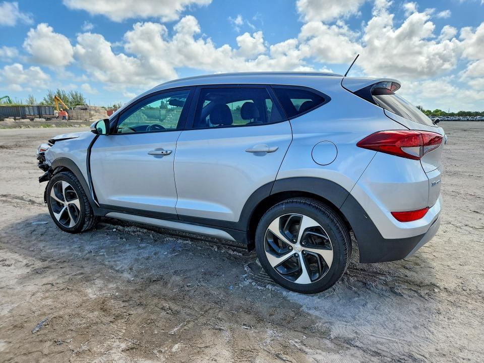 2017 Hyundai Tucson მანქანა იყიდება აუქციონზე, vin: KM8J3CA29HU301797, აუქციონის ნომერი: 53813166