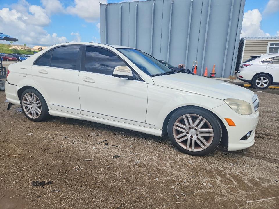 54461236 :رقم المزاد ، WDDGF54XX9R084733 vin ، 2009 Mercedes-benz C مزاد بيع