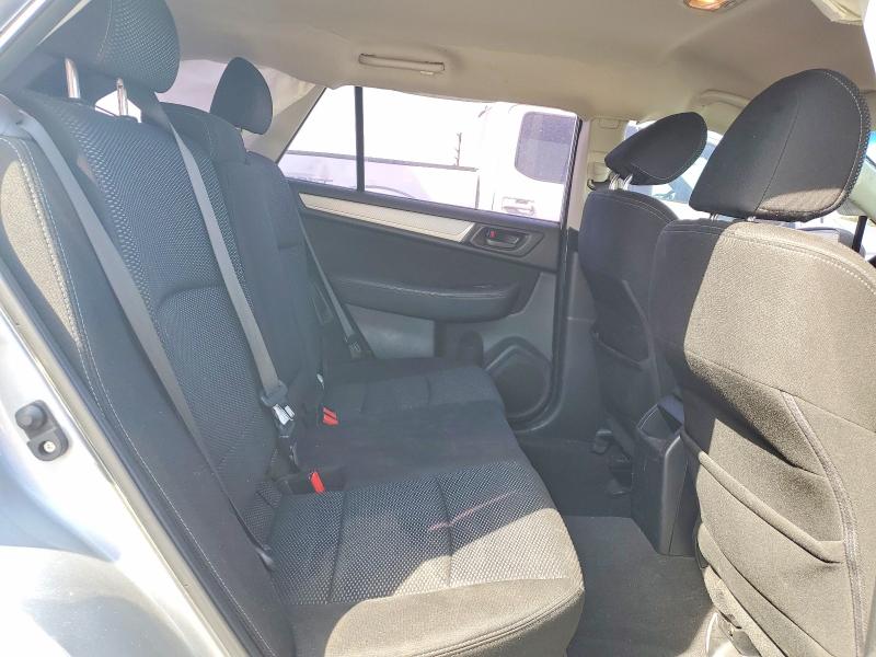 55370806 :رقم المزاد ، 4S4BSAAC1J3280475 vin ، 2018 Subaru Outback مزاد بيع