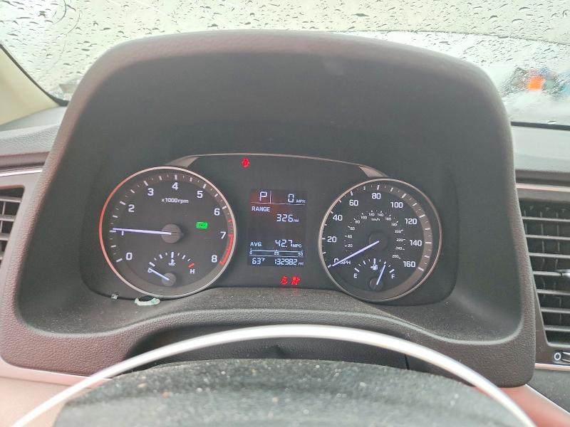 54211776 :رقم المزاد ، KMHD74LF3HU391777 vin ، 2017 Hyundai Elantra مزاد بيع