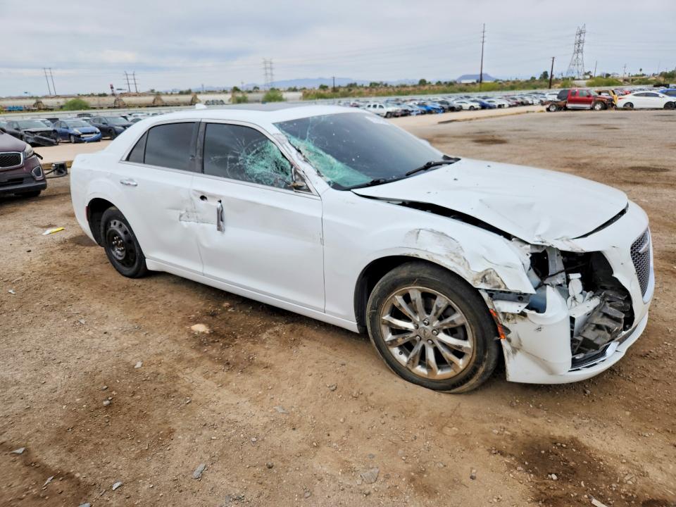 52354206 :رقم المزاد ، 2C3CCAKG0KH634500 vin ، 2019 Chrysler 300 مزاد بيع