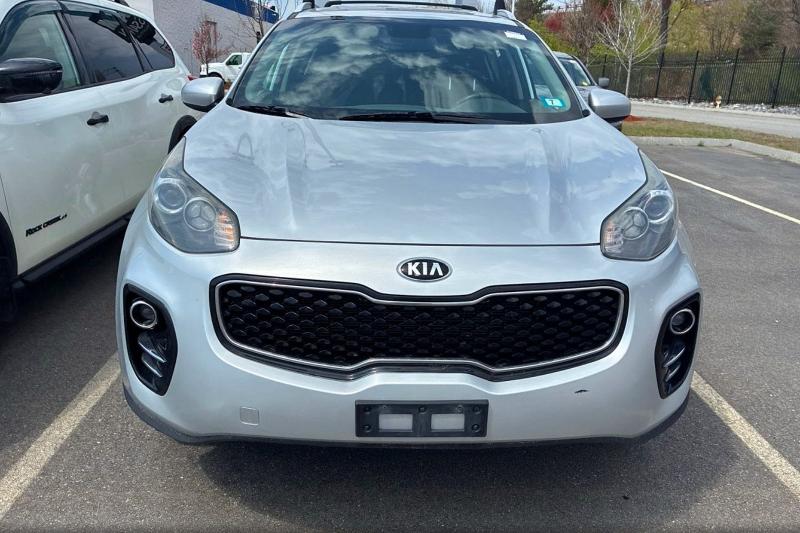 53143556 :رقم المزاد ، KNDPMCAC7K7550528 vin ، 2019 Kia Sportage مزاد بيع