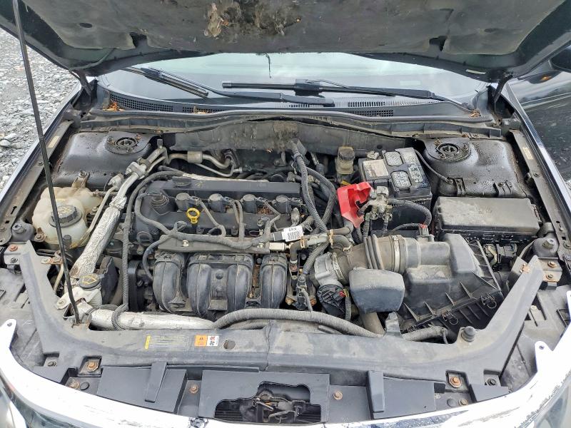 50951246 :رقم المزاد ، 3FAHP0JA0BR117303 vin ، 2011 Ford Fusion مزاد بيع