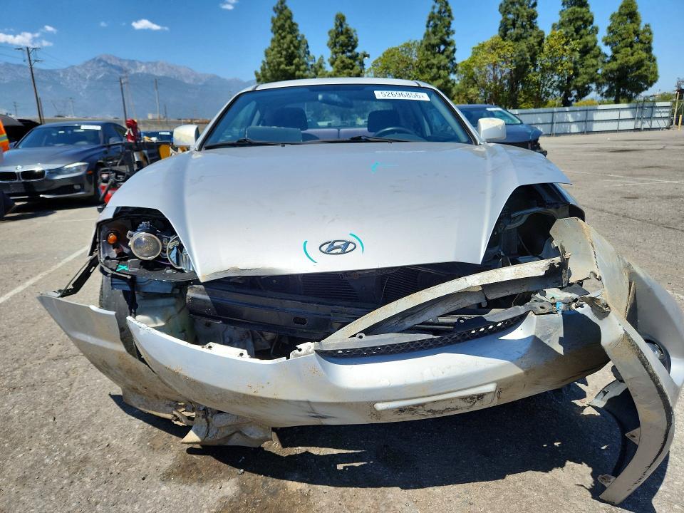52696856 :رقم المزاد ، KMHHM65D96U227335 vin ، 2006 Hyundai Tiburon مزاد بيع