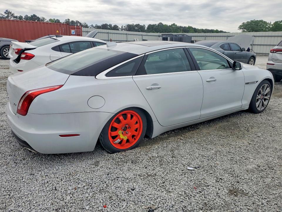 Продажа на аукционе авто 2017 Jaguar Xjl, vin: SAJWA2G74H8W10715, номер лота: 51948706