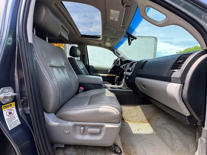 2010 Toyota Sequoia მანქანა იყიდება აუქციონზე, vin: 5TDDY5G18AS033686, აუქციონის ნომერი: 54534126