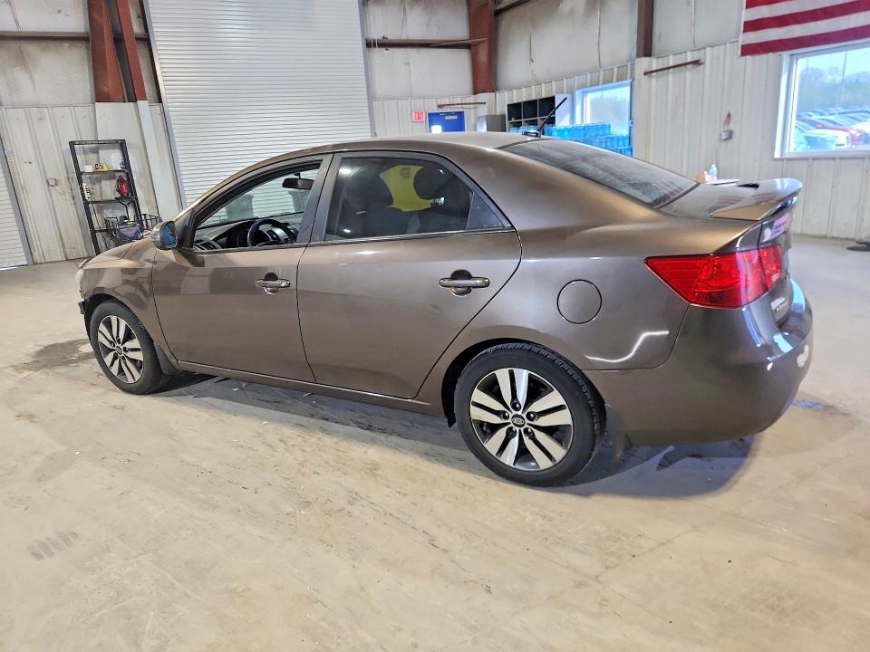 52499756 :رقم المزاد ، KNAFU4A26D5716073 vin ، 2013 Kia Forte مزاد بيع