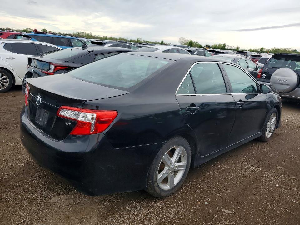 52190886 :رقم المزاد ، 4T1BF1FK3EU360025 vin ، 2014 Toyota Camry مزاد بيع