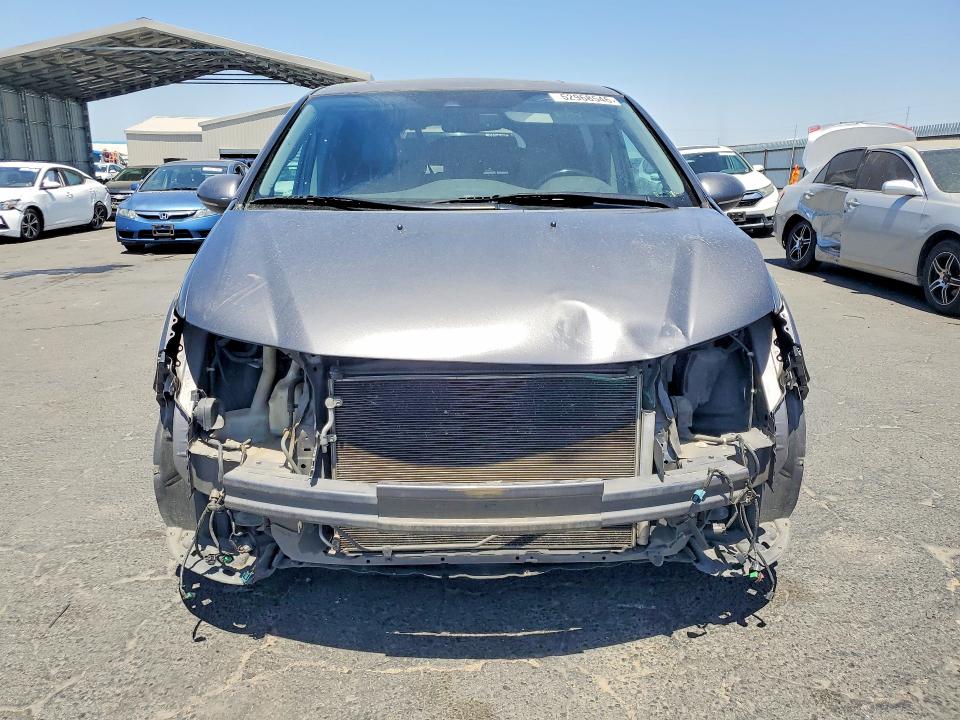 52968546 :رقم المزاد ، 5FNRL5H92FB041108 vin ، 2015 Honda Odyssey مزاد بيع