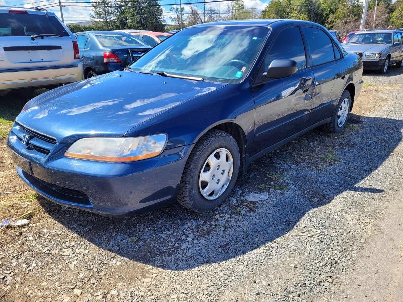 2000 Honda Accord მანქანა იყიდება აუქციონზე, vin: 1HGCF8643YA805664, აუქციონის ნომერი: 52606936