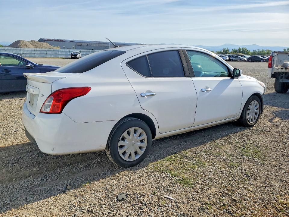 2018 Nissan Versa მანქანა იყიდება აუქციონზე, vin: 3N1CN7AP6JL873813, აუქციონის ნომერი: 52029196