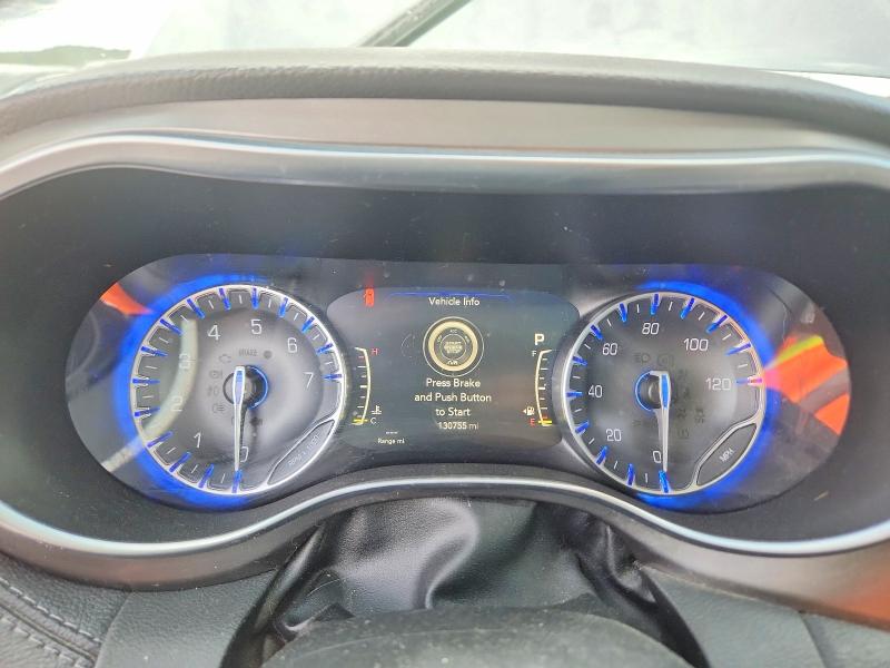 52843646 :رقم المزاد ، 2C4RC1GG9JR233115 vin ، 2018 Chrysler Pacifica مزاد بيع