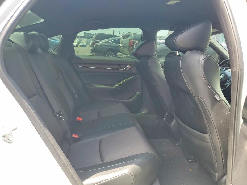 Продажа на аукционе авто 2022 Honda Accord, vin: 1HGCV3F28NA043142, номер лота: 53405926