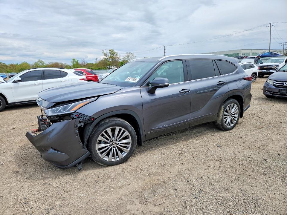 Продаж на аукціоні авто 2024 Toyota Highlander Hybrid, vin: 5TDEBRCH8RS603228, номер лоту: 52499316