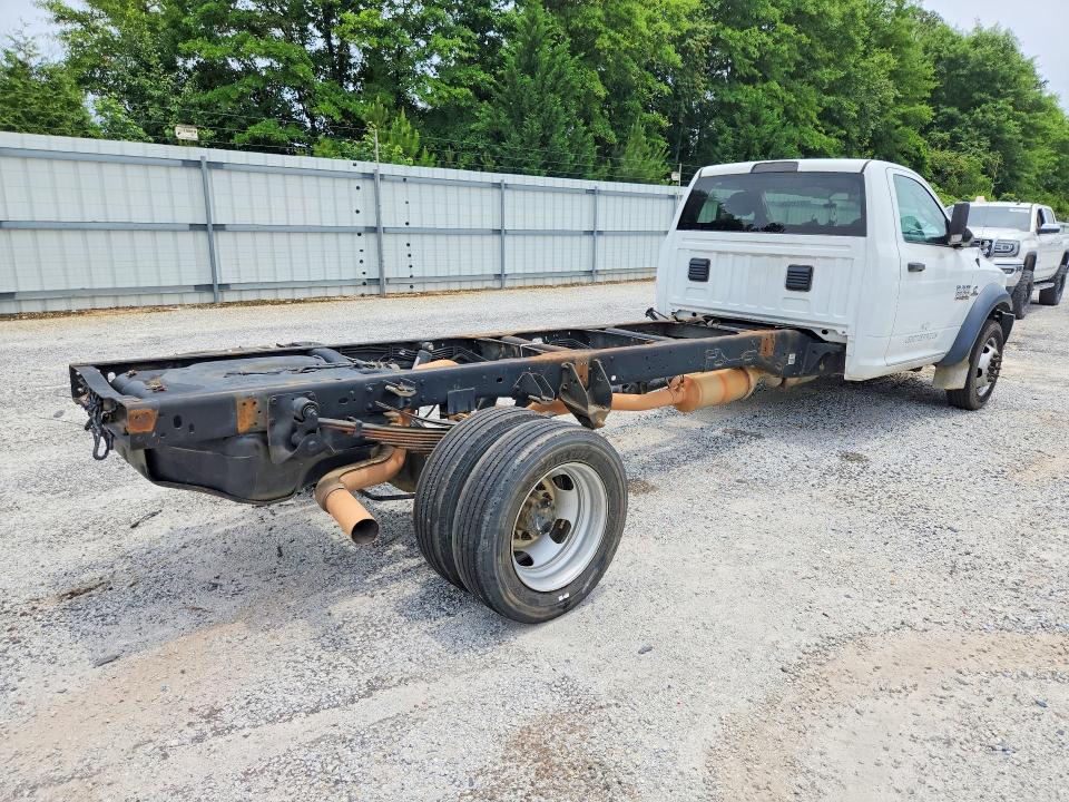 55135466 :رقم المزاد ، 3C7WRNDL3HG640117 vin ، 2017 Ram 5500 مزاد بيع
