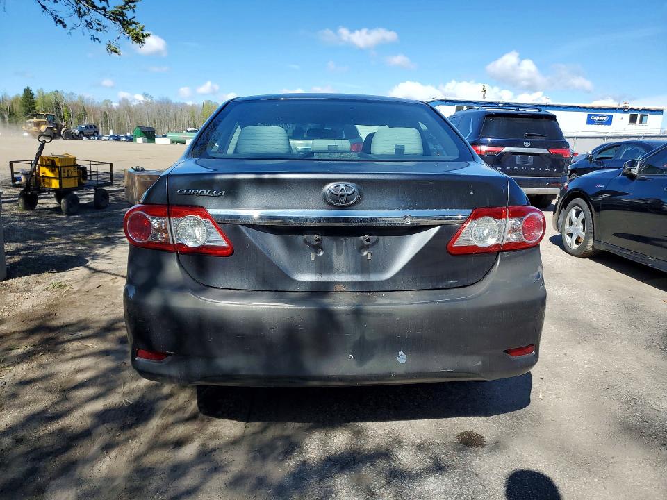 52693406 :رقم المزاد ، 2T1BU4EE3BC749165 vin ، 2011 Toyota Corolla مزاد بيع